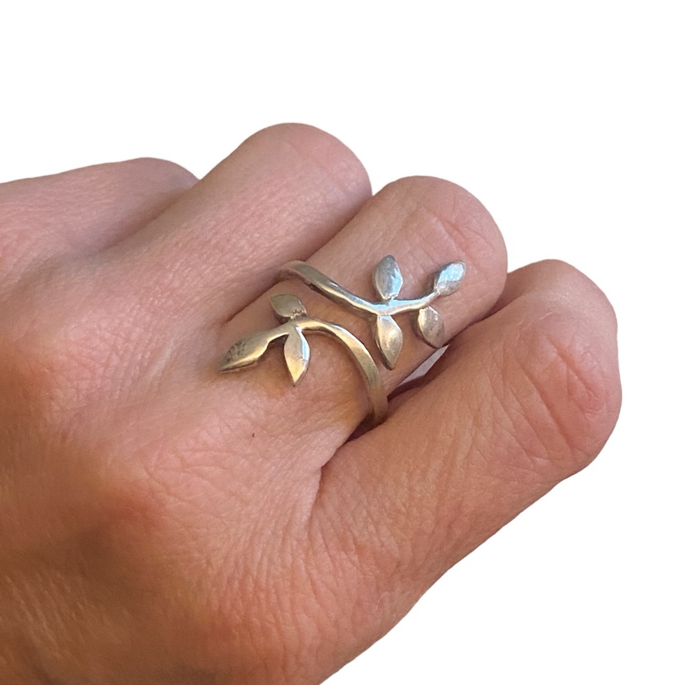 Adjustable Olive Branch Leaves Wrap Around Silver Ring for Fingers or Toes